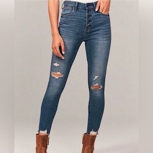 Abercrombie & Fitch Blue Ankle Jeans
